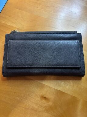 Classic Dark Brown Leather Wallet- preloved